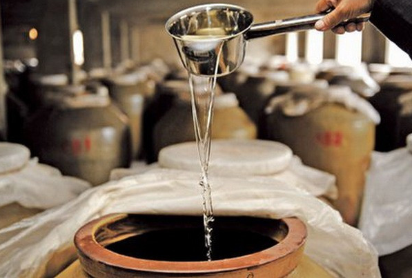 纯粮食酒就一定是好酒吗？为何不建议你买散装白酒？看完终于明白